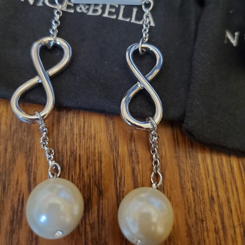 Jewelry - Picture 2 of 15